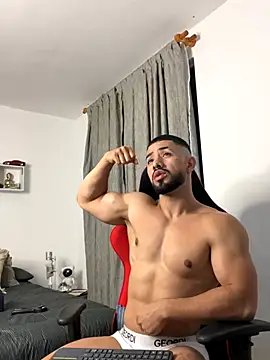 Ezzio Scolaro online show from 10-24-25, 12:20