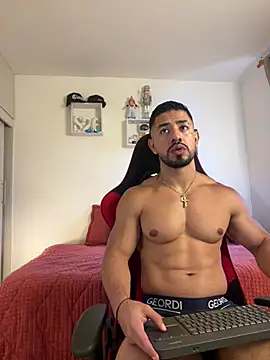 Ezzio Scolaro online show from 04-16-26, 10:34