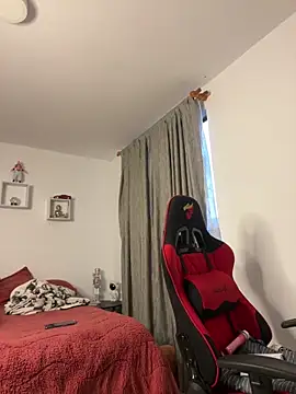 Ezzio Scolaro online show from 02-06-26, 12:01