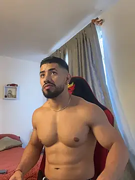 Ezzio Scolaro online show from 01-17-26, 08:12