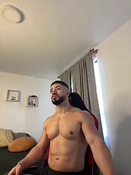 Ezzio Scolaro online show from 03-09-26, 10:13