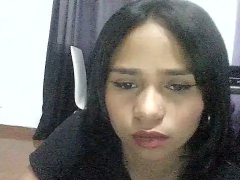 Valentinahot 55 online show from 10-21-25, 02:33