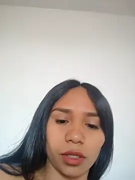 Valentinahot 55 online show from 10-19-25, 06:21
