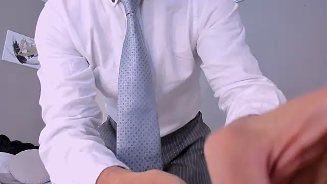  axelking  online show from 10-24-25, 11:31