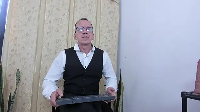  axelking  online show from 04-14-26, 11:37