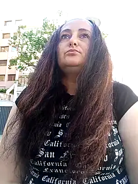Snapshot of Bella_862 chatting on 05-12-26, 09:04 Bella 862 online show from 05-12-26, 09:04