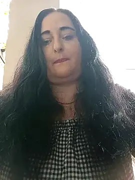 Bella 862 online show from 10-18-25, 03:14