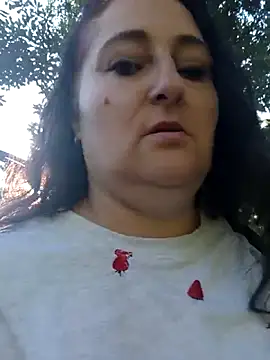 Snapshot of Bella_862 chatting on 06-13-26, 06:11 Bella 862 online show from 06-13-26, 06:11