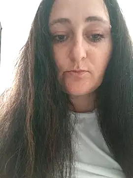 Snapshot of Bella_862 chatting on 06-02-26, 09:42 Bella 862 online show from 06-02-26, 09:42