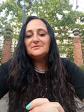Snapshot of Bella_862 chatting on 06-28-26, 06:36 Bella 862 online show from 06-28-26, 06:36