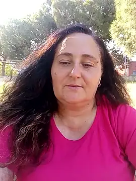 Snapshot of Bella_862 chatting on 05-29-26, 03:29 Bella 862 online show from 05-29-26, 03:29