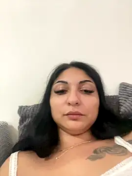 bia900bianca online show from 10-22-25, 04:28