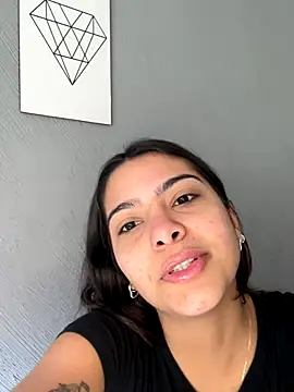 liz maciel online show from 10-07-25, 01:01