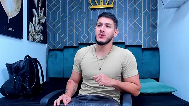 Snapshot of jasonshaw25 chatting on 02-25-26, 05:35 jasonshaw25 online show from 02-25-26, 05:35