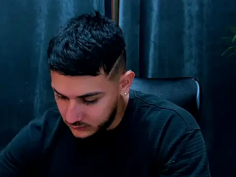 Snapshot of jasonshaw25 chatting on 02-05-26, 05:31 jasonshaw25 online show from 02-05-26, 05:31