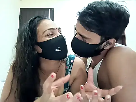 horny milf couple online show from 10-18-25, 04:53