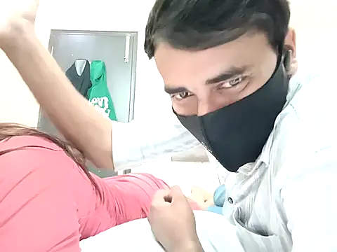 horny milf couple online show from 11-12-25, 06:12