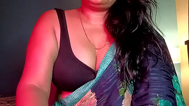 Snapshot of horny_milf_couple chatting on 07-27-26, 04:19 horny milf couple online show from 07-27-26, 04:19