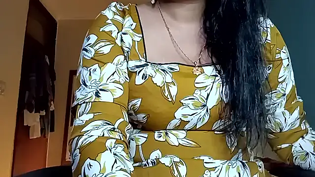 Snapshot of horny_milf_couple chatting on 05-31-26, 06:02 horny milf couple online show from 05-31-26, 06:02