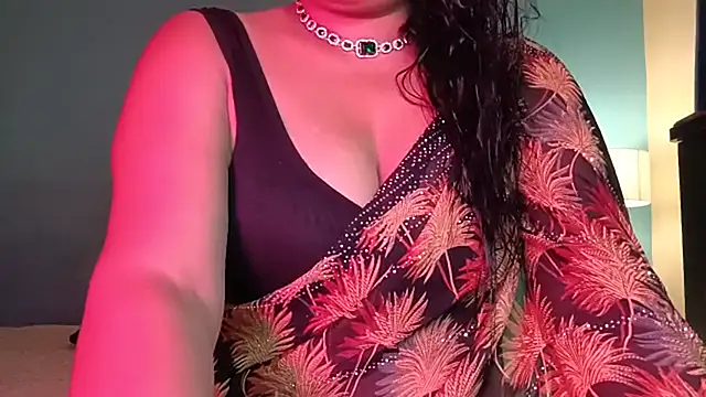 Snapshot of horny_milf_couple chatting on 07-21-26, 07:15 horny milf couple online show from 07-21-26, 07:15