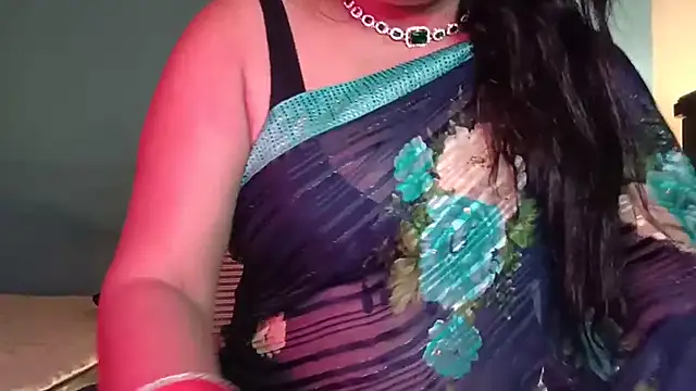 Snapshot of horny_milf_couple chatting on 07-23-26, 01:58 horny milf couple online show from 07-23-26, 01:58