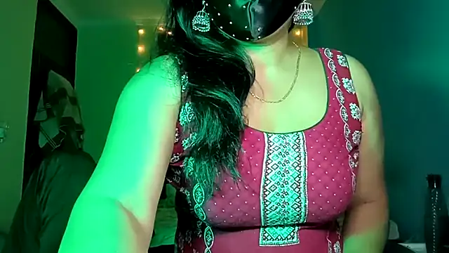 horny milf couple online show from 04-04-26, 08:04