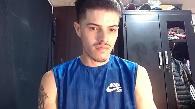 imsammytop online show from 11-10-25, 09:47