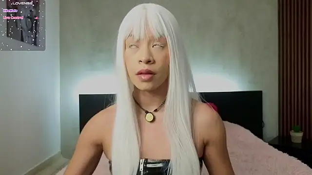 kimhilton  online show from 02-25-26, 04:01