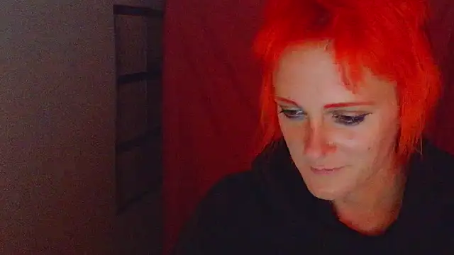 Snapshot of yatsuart chatting on 10-23-25, 02:54 yatsuart online show from 10-23-25, 02:54