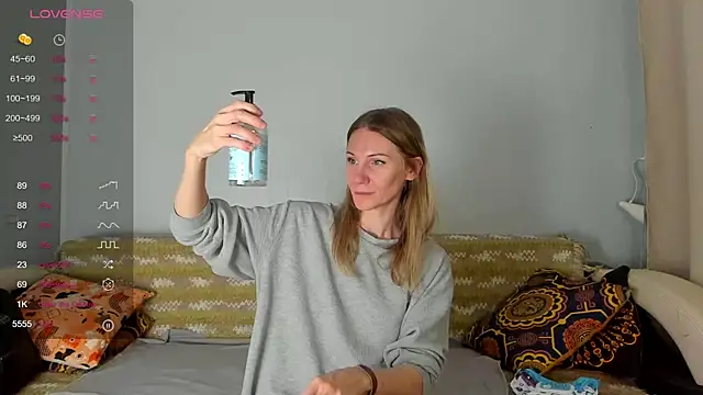 Amalia Mio online show from 11-28-25, 10:59