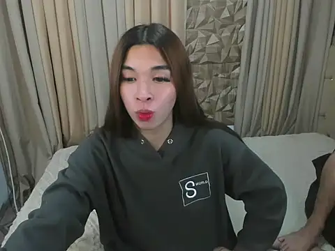 Yourdreamgoddess online show from 04-14-26, 06:40