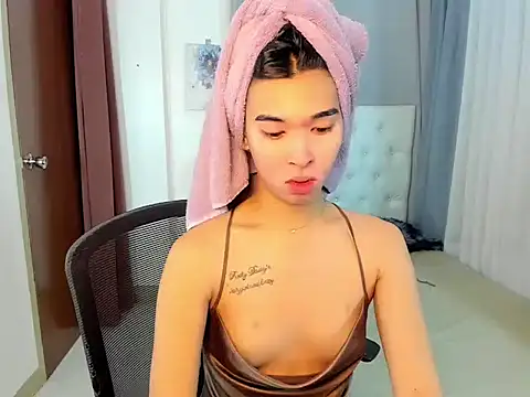 Yourdreamgoddess online show from 11-14-25, 04:10