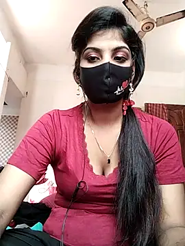 Snapshot of Queen-Any chatting on 10-11-25, 06:25 Queen-Any online show from 10-11-25, 06:25