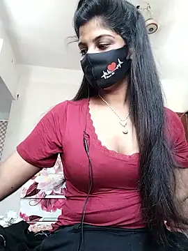Snapshot of Queen-Any chatting on 10-18-25, 05:20 Queen-Any online show from 10-18-25, 05:20