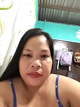 Snapshot of shyhotpinay_32 chatting on 10-26-25, 05:57 shyhotpinay 32 online show from 10-26-25, 05:57