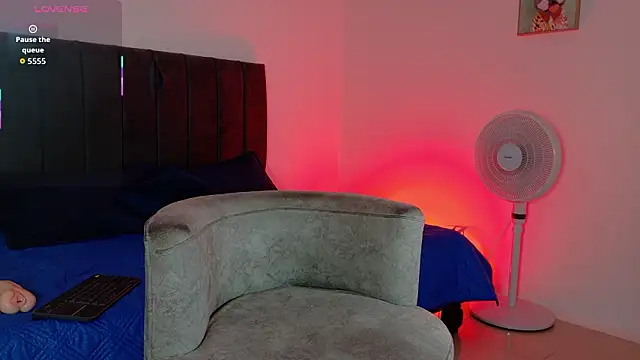 angel kyrozz online show from 02-25-26, 06:41