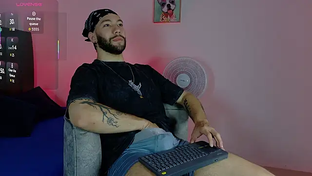 angel kyrozz online show from 03-18-26, 07:04