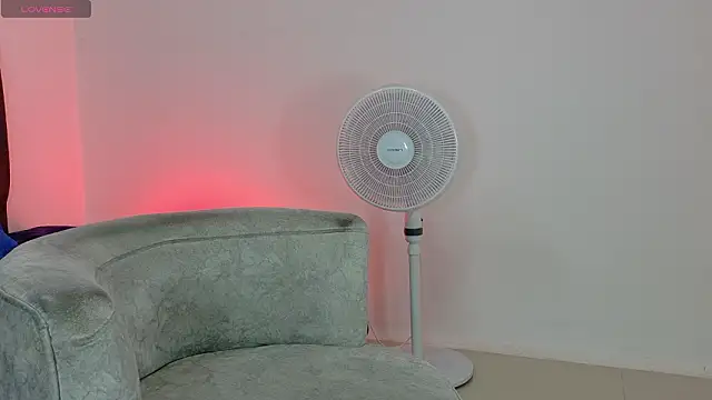 angel kyrozz online show from 03-13-26, 07:19