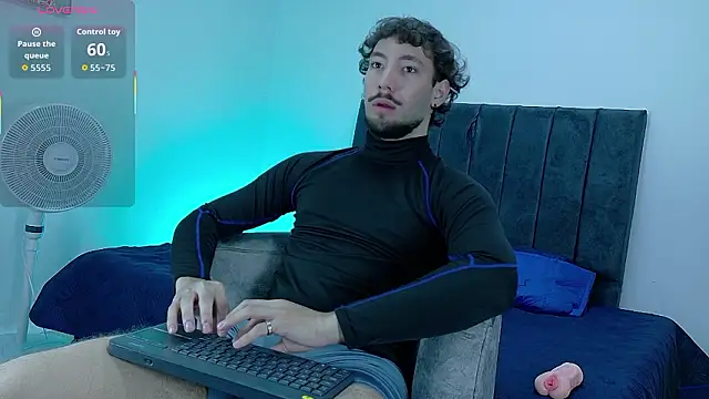 angel kyrozz online show from 02-18-26, 07:10