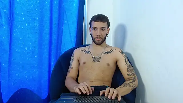 angel kyrozz online show from 10-15-25, 07:11