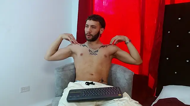 angel kyrozz online show from 10-17-25, 07:26