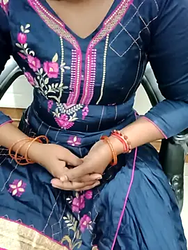 Snapshot of Rita_rani6 chatting on 10-05-25, 05:53 Rita rani6 online show from 10-05-25, 05:53