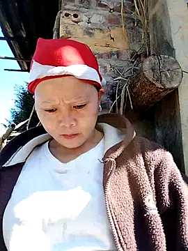 Snapshot of sumaybae chatting on 11-25-25, 05:08 sumaybae online show from 11-25-25, 05:08