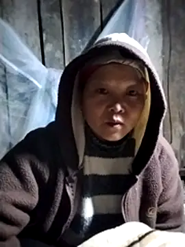 Snapshot of sumaybae chatting on 01-09-26, 05:42 sumaybae online show from 01-09-26, 05:42