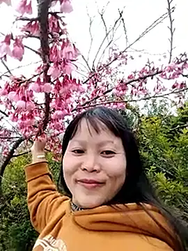 Snapshot of sumaybae chatting on 01-10-26, 05:47 sumaybae online show from 01-10-26, 05:47