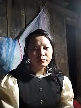 Snapshot of sumaybae chatting on 12-03-25, 05:45 sumaybae online show from 12-03-25, 05:45