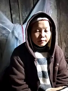 Snapshot of sumaybae chatting on 01-08-26, 05:30 sumaybae online show from 01-08-26, 05:30