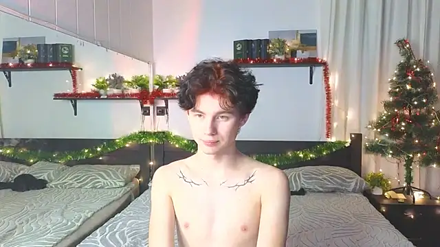 Cute Mike online show from 12-20-25, 07:17