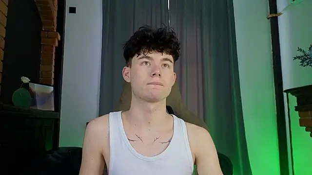 Cute Mike online show from 03-04-26, 04:42