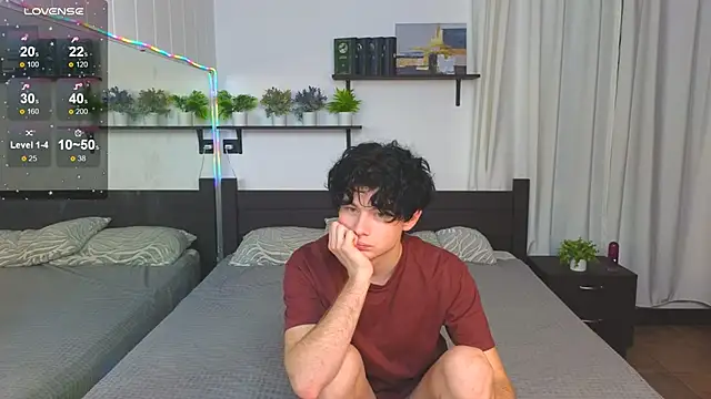 Cute Mike online show from 11-26-25, 07:03